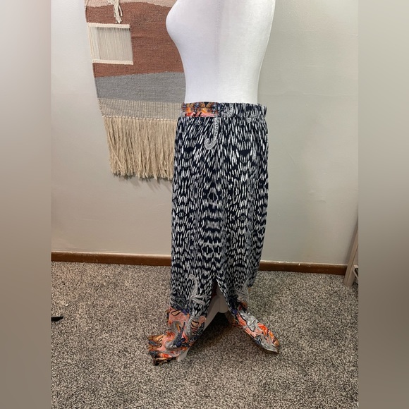 ANTHROPOLOGIE SKIES ARE BLUE Lined Boho Maxi Skirt w Side Slits M - Picture 2 of 5